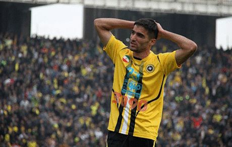 بازتاب  حضور مهرداد محمدی به تیم پرتغالی در سایت AFC 