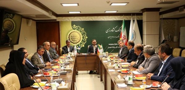 تفاهم نامه مشترک فی مابین بیمه ایران و بانک کشاورزی منعقد شد؛ آغاز فصل نوین همکاری دو نهاد اقتصادی در زیست بوم مالی کشور