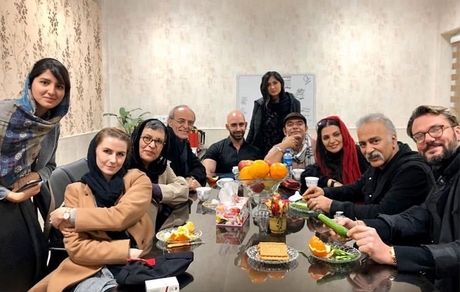 دورهمی جمعی از بازیگران معروف + عکس