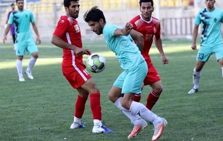 یک پرسپولیسی دیگر در آستانه اخراج 