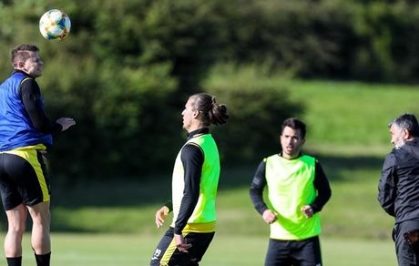 رقیبب ذوب آهن در لیگ قهرمانان آسیا عازم دبی شد 