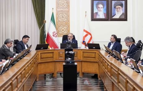 مدیرعامل بانک مسکن: لزوم همگرایی بیشتر بانک و شرکتهای تابعه برای تقویت بانکداری شرکتی / با تعامل موثر و ظرفیتهای گروه مالی ارزشهای پیشنهادی برای مشتریان تعریف کنیم