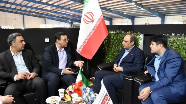 حضور شرکت فولاد اکسین خوزستان در شانزدهمین نمایشگاه تجهیزات صنعت نفت اهواز