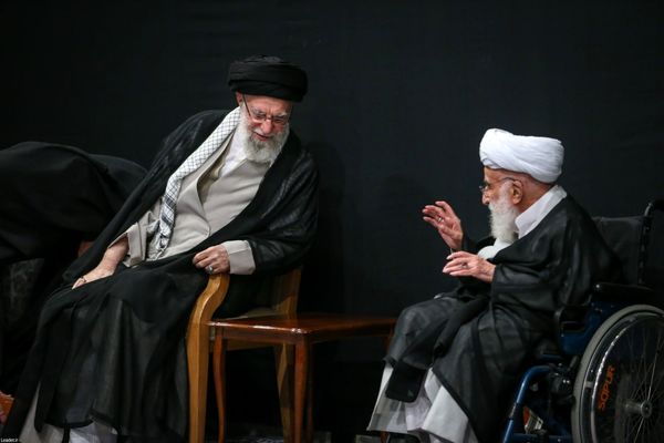 تصویری از آیت الله جنتی برای نخستین بار با ویلچر