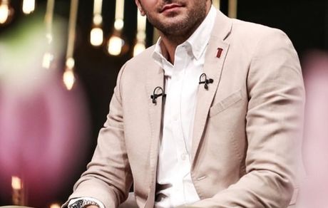 استایل ساده علی ضیا در برنامه + عکس