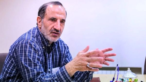 خوش چهره اقتصاددان: مردم ایران همچنان سایه جنگ را بالای سر خود احساس می کنند و نگرانی بابت از سرگیری جنگ دارند