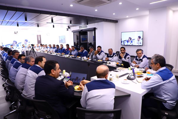 تدوین اولویت ها در فولاد سنگان: تولید پایدار، تداوم توسعه، افزایش بهره وری و کار تیمی