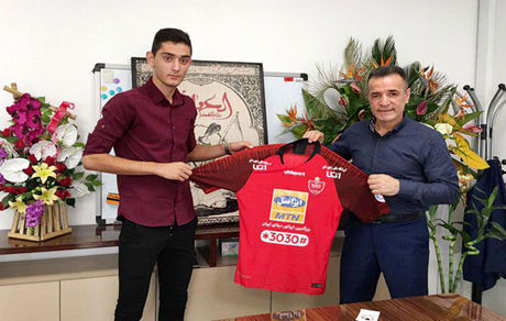 
اولین حضور رسمی پدیده جدید در میدان با پیراهن پرسپولیس! 