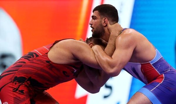 فدراسیون کشتی به امیررضا معصومی برای تغییر تابعیت رضایتنامه می‌دهد؟