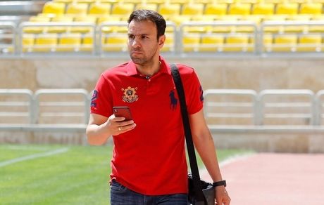 آشتی هواداران پرسپولیس با محسن خلیلی + عکس 