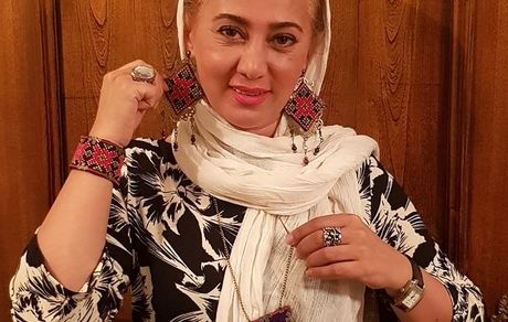 گردنبد و گوشواره متفاوت عجیب خانم بازیگر + عکس