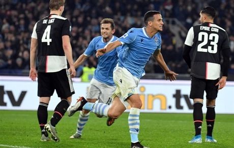 یوونتوس با قبول اولین شکست فصل فرصت صدرنشینی را از دست داد