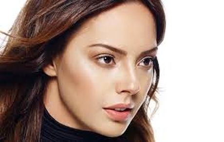 ابرو گوندش با پول رضا ضراب ویلاهای دوقلو به دخترش هدیه داد!