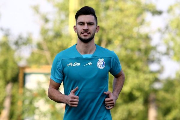 آزادی: تصمیمی برای ترک استقلال ندارم