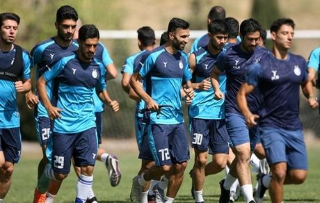 دو بازیکن استقلال بیمار شدند