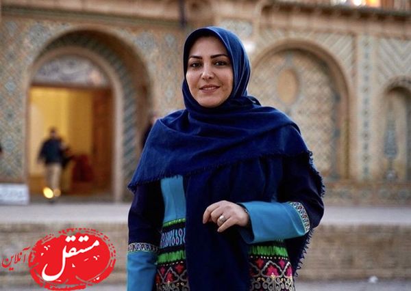 خانم مجری در مکانی تاریخی + عکس