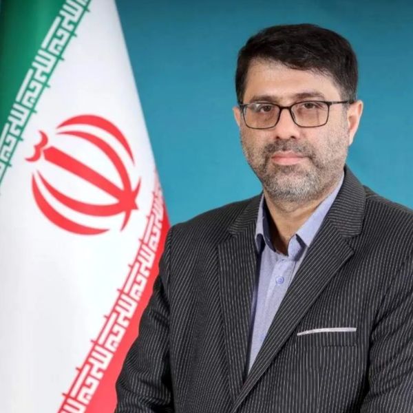 همنوایی زیبای مردم داخل و خارج