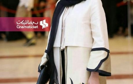 تیپ سفید خانم بازیگر در جشن حافظ + عکس