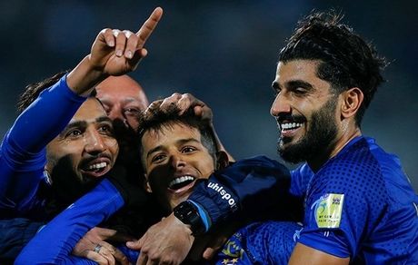  استقلال با سیستم روز دنیا بازی می‌کند