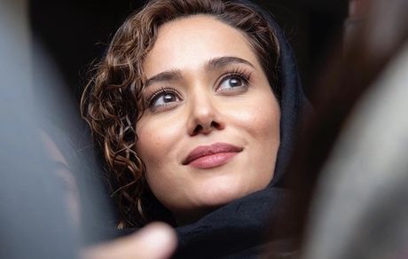 پریناز ایزدیار در سی و هشتمین جشنواره فجر + عکس