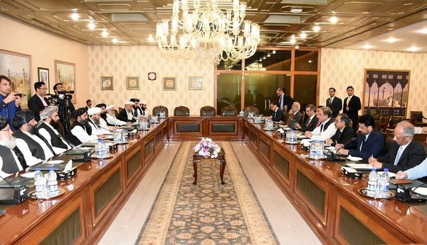 رویترز: یک هیات آمریکایی با مقامات ارشد طالبان در دوحه دیدار می‌کند