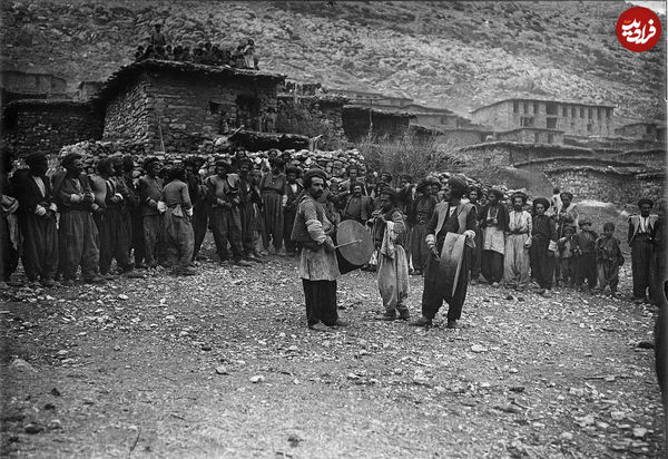 تصویری از رقص کردی در «اورامان»؛ یک قرن قبل