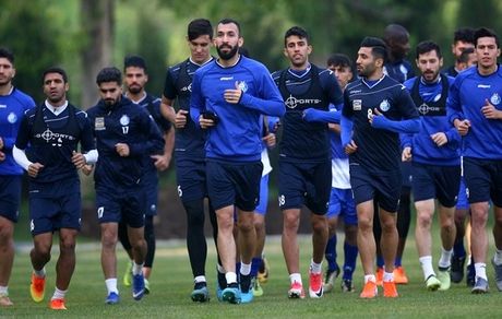 غیبت 2 بازیکن و حضور مدافع مصدوم در تمرین استقلال+عکس