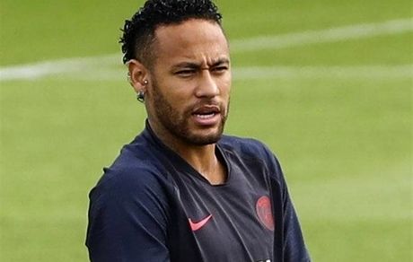  مدیر ورزشی PSG: مذاکرات برسر نیمار جدی‌تر از گذشته شده است 