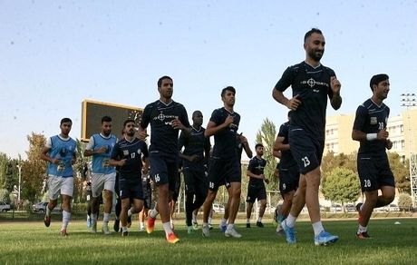 استقلال چگونه بدون محروم به دیدار با پرسپولیس می‌رسد؟