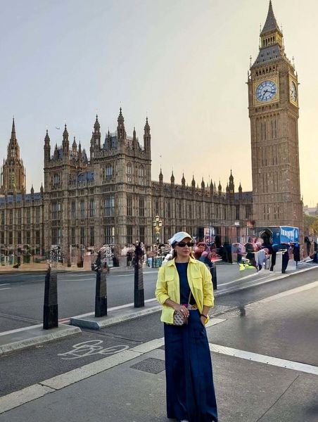 عکسی از شبنم قلی‌خانی در قلب لندن