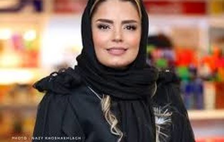 پوشش عجیب سپیده خداوردی در آسانسور+عکس