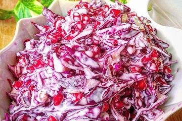 همراه غذا سالاد بخوریم یا نخوریم؟