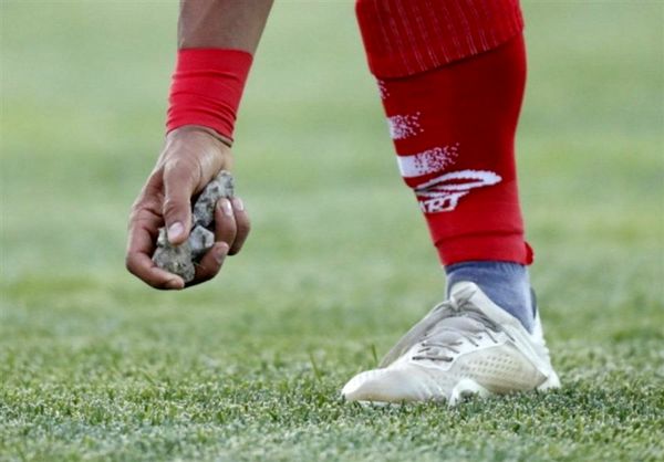 وعده کمیته انضباطی برای برخورد شدید با متخلفان دیدار تراکتور - پرسپولیس