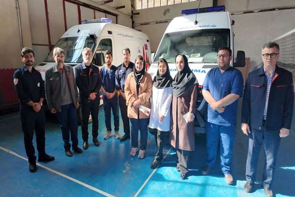 تجلیل از پرستاران و کارکنان واحد بهداشت مجتمع مس سونگون به مناسبت میلاد حضرت زینب(س)