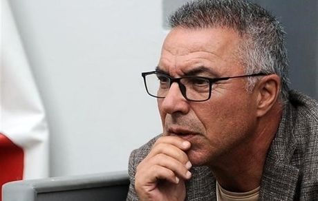 واکنش سرمربی یاران محمدی به اخراج احتمالی از آوِس 