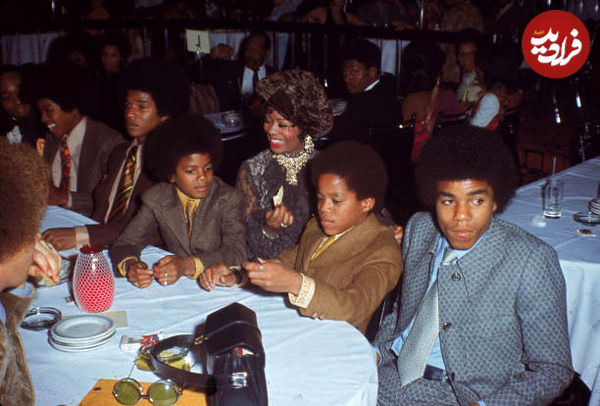 تصویری از «مایکل جکسون» در کنار خانواده‌اش