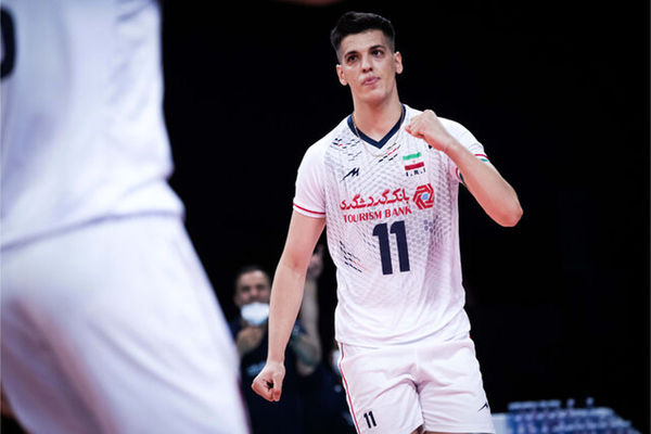 صابر کاظمی را برق نگرفته است!