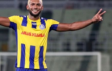 آشنایی با مهاجم بلند قامت برزیلی مدنظر پرسپولیس
