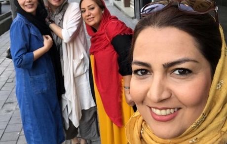 خیابان گردی های خانم بازیگر در روز تعطیل + عکس