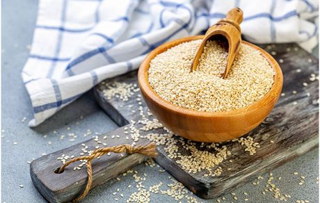 مصرف کنجد برای این افراد اکیدا ممنوع!