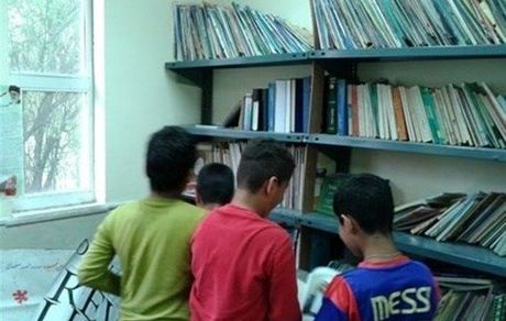 پویش «اهدای دانش و مهربانی» در بانک مسکن کلید خورد/ گامی مؤثر در ارتقاء عدالت آموزشی و توسعه فرهنگ کتابخوانی