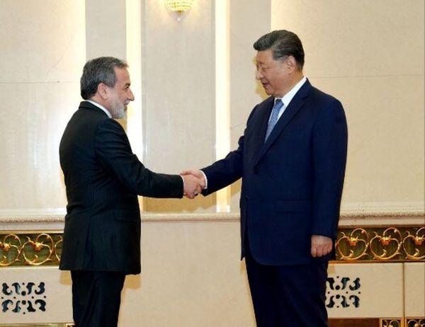 دیدار عراقچی با رئیس‌جمهور چین کرد