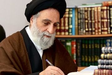 تنها کلیدبرون رفت از مشکلات، همه پرسی از مردم و رفراندوم است